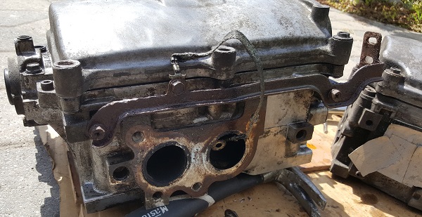 Cylinder head before cleaning